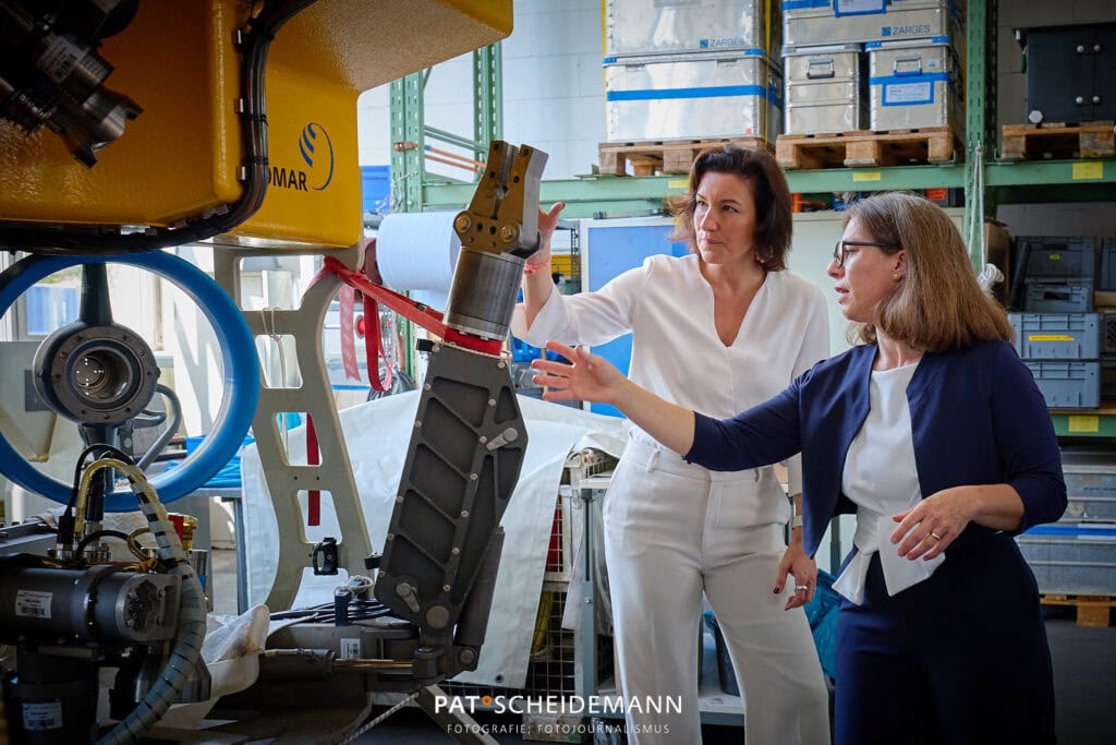 Bundesforschungsministerin Dorothee Bär besucht das GEOMAR